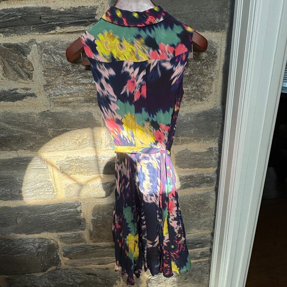 $300 Hobbs London Women dress Medium US-6 Sleeveless, collar with buttons, liner - Picture 3 of 8